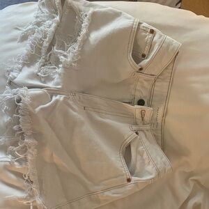 Stylish White/Very Light Blue Frayed Women Jean Shorts